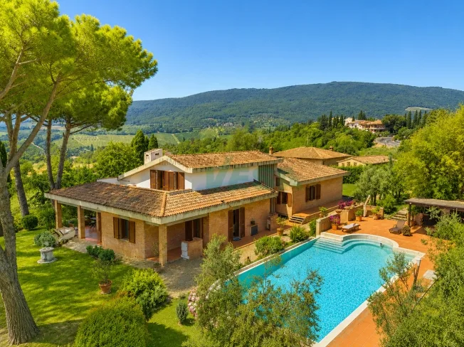 Splendida grande proprietà alle porte di San Gimignano/Toscana – Foto 15 von 27