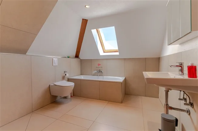 7.5 Zimmer Einfamilienhaus in Kaltenbach – photo 10 sur 24