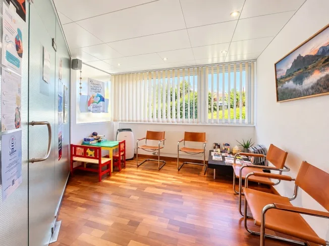 8 Zimmer Villa in Aigle – Foto 13 von 36