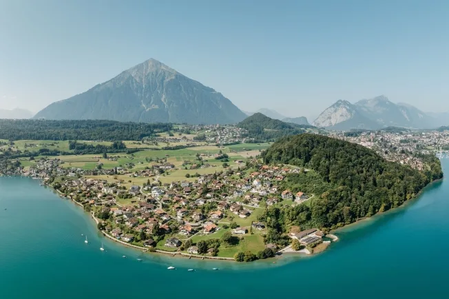 7.5 Zimmer Einfamilienhaus in Faulensee – photo 9 sur 9