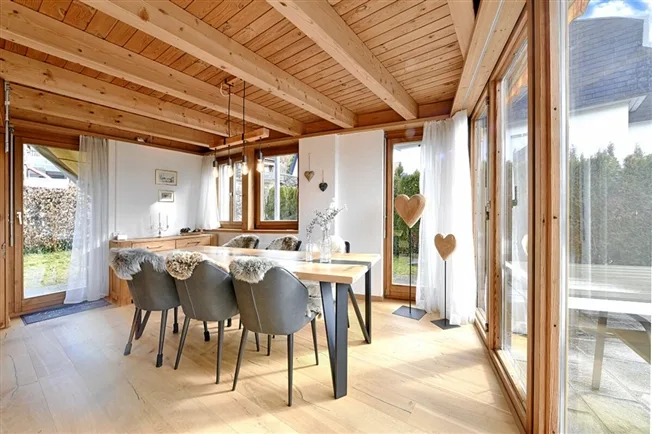 8.5 Zimmer Einfamilienhaus in Rumlikon – foto 3 di 16