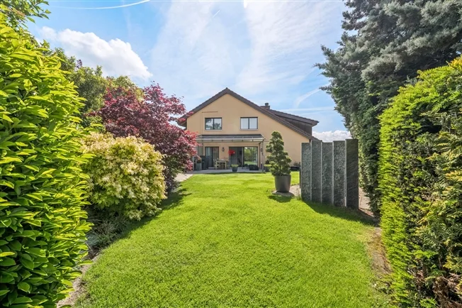 5.5 Zimmer Einfamilienhaus in Geroldswil – Foto 7 von 10