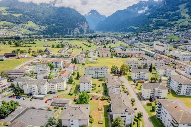 Grosszüge Attikawohnug mit traumhafter Aussicht an zentraler Lage – Foto 15 von 20