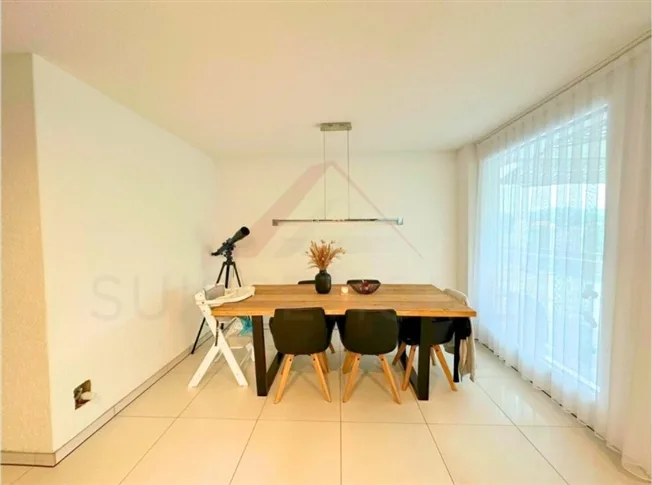 Huttwil Wohnen mit viel Platz - 126 m² Wohnfläche und riesige Terrasse – foto 4 di 17