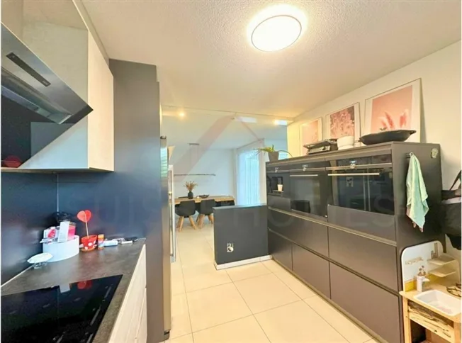 Huttwil Wohnen mit viel Platz - 126 m² Wohnfläche und riesige Terrasse – foto 5 di 17