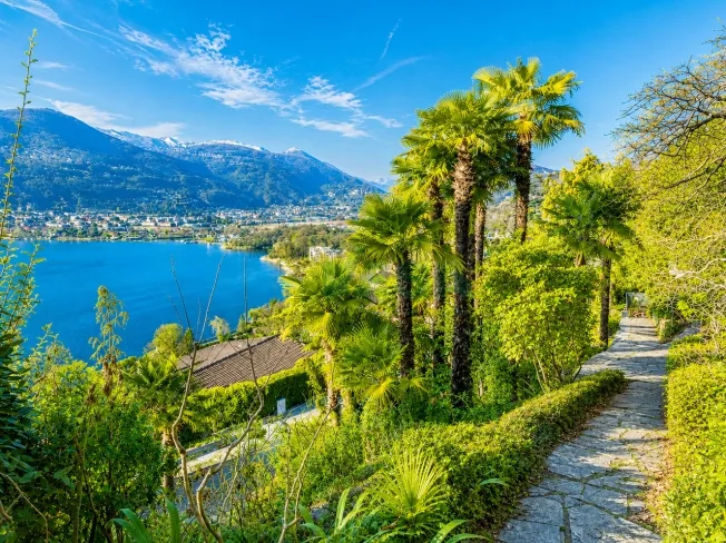 Delizioso appartamento monolocale con vista lago e bella terrazza – foto 16 di 20