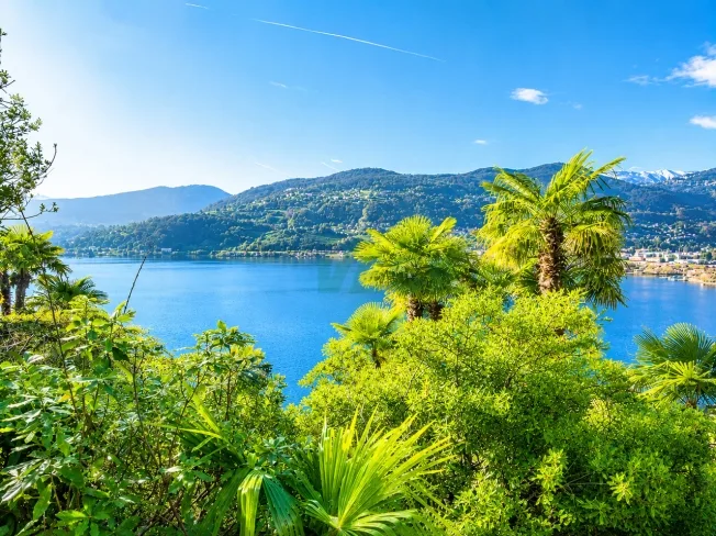 Delizioso appartamento monolocale con vista lago e bella terrazza – foto 13 di 20
