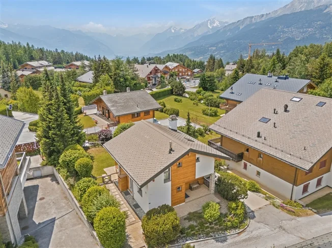 4.5 Zimmer Chalet in Crans-Montana – Foto 18 von 19