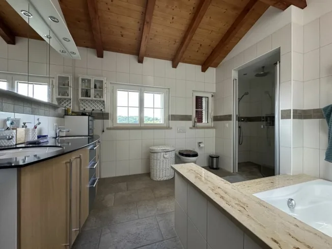 6.5 Zimmer Einfamilienhaus in Bätterkinden – photo 10 sur 14