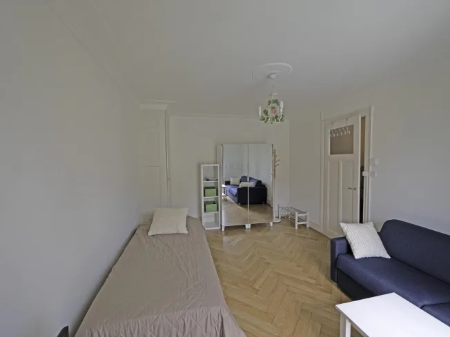 Joli 2 pièces au dernier étage avec balcon... – photo 2 sur 22