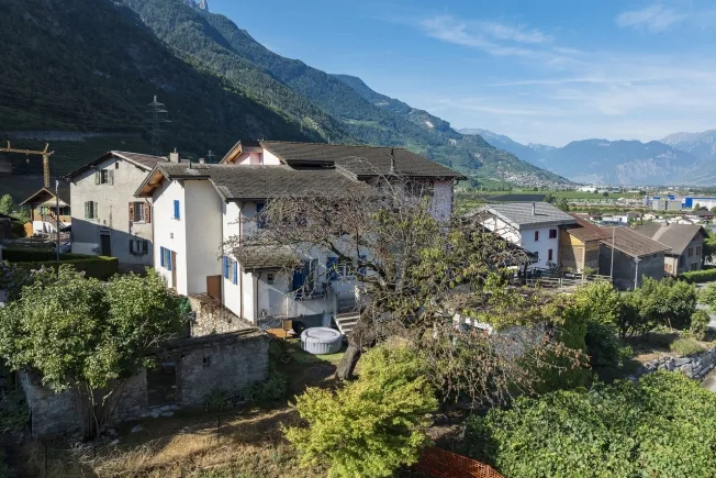 VILLA DI 4.5 LOCALI IN UN'OASI DI PACE – foto 17 di 19