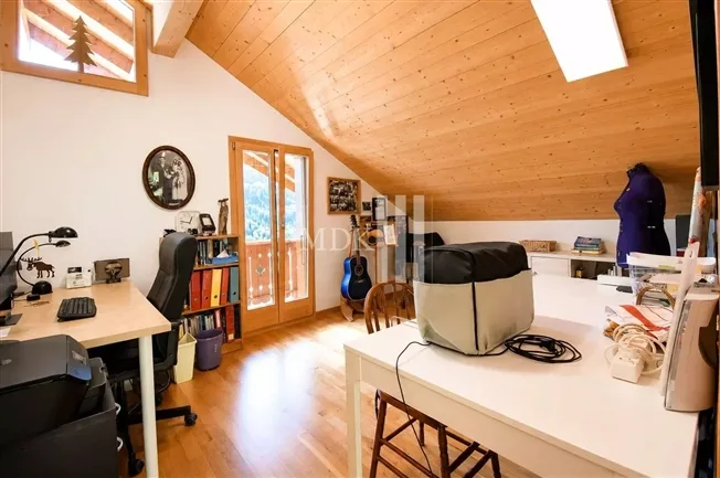Magnifique chalet avec vue sur les Dents-du-Midi – photo 10 of 13