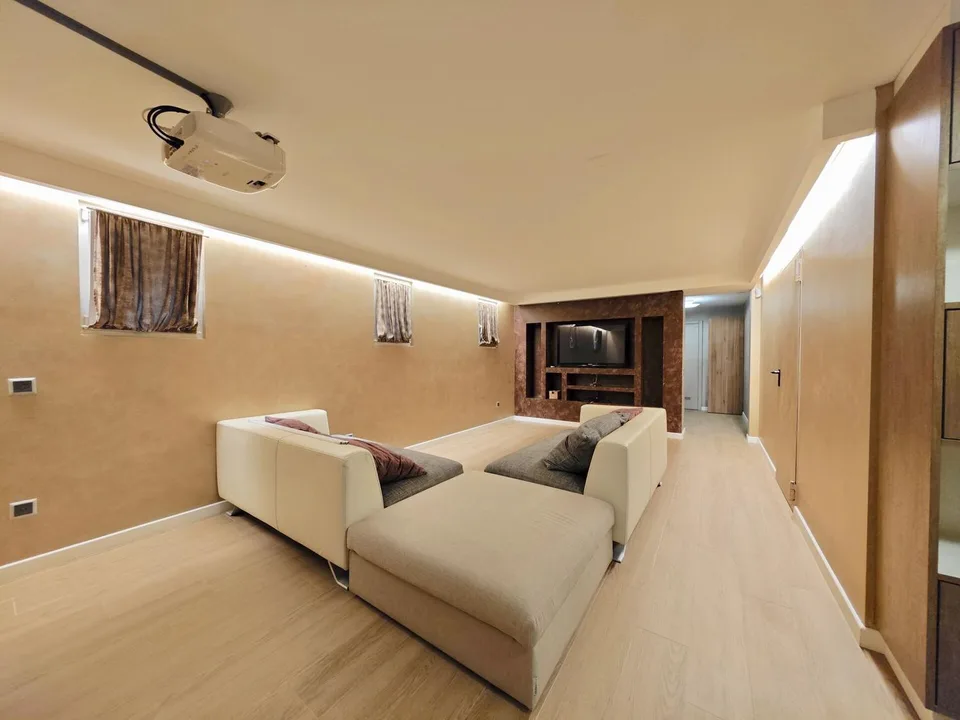 6 Zimmer Einfamilienhaus in Montagnola – Foto 2 von 11