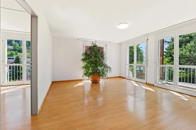 Familienfreundlich und grosszügig - Ihr Zuhause in Weggis – Foto 2 von 6