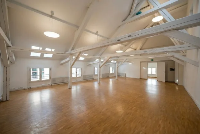 CHARAKTERISTISCHE STADTVILLA AN BESTLAGE - BEFRISTETES MIETVERHÄLTNIS – Foto 15 von 15