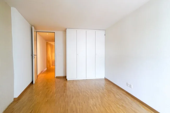 2 Zimmer Wohnung in Lausanne – Foto 2 von 4