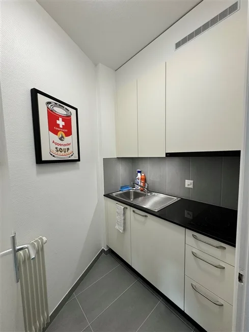 1 Zimmer möbl. Wohnobjekt in Lausanne – photo 2 of 8