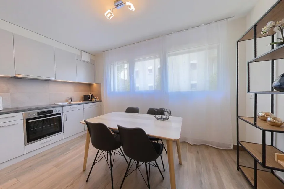 2.5 Zimmer möbl. Wohnobjekt in Lausanne – photo 2 sur 6