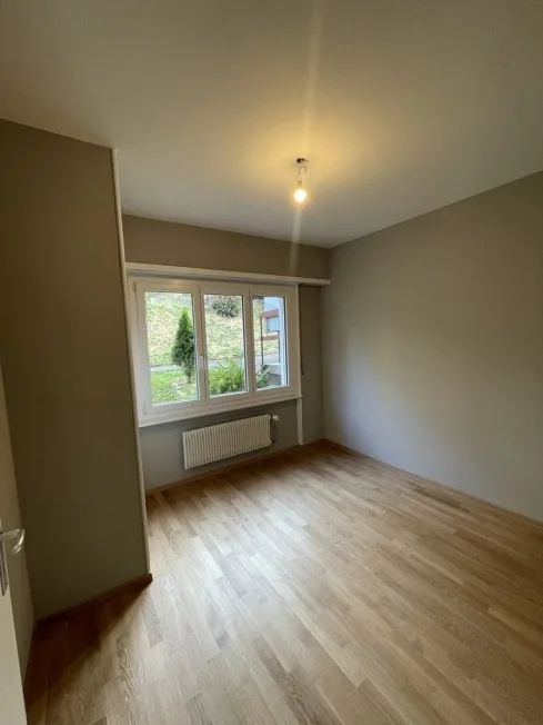5.5 Zimmer Wohnung, 1009 Pully