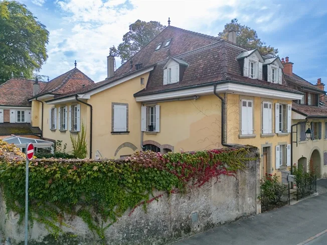 5 Zimmer Wohnung, 1030 Bussigny