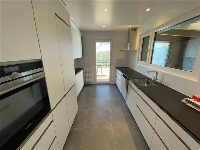 7.5 Zimmer Villa in Epalinges – photo 8 of 12