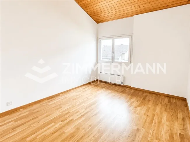 5 Zimmer Wohnung, 1073 Savigny