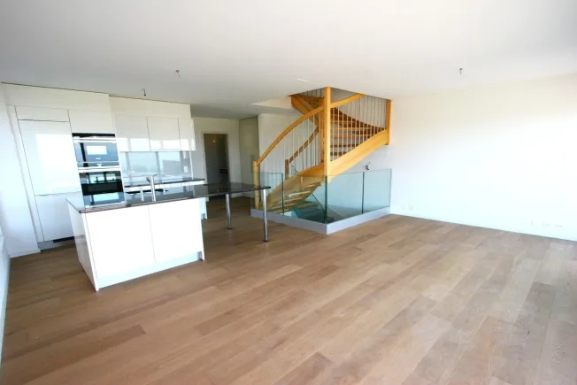 6.5 Zimmer Reihenfamilienhaus in Grandvaux – Foto 4 von 20
