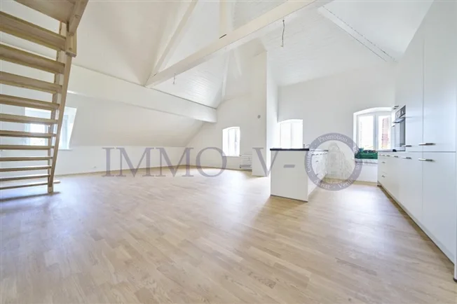 5 Zimmer Wohnung, 1166 Perroy
