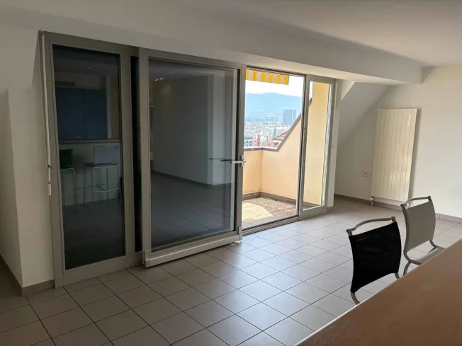 5 Zimmer Wohnung in Genève – Foto 3 von 8