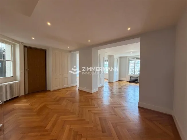 5 Zimmer Wohnung, 1201 Genève