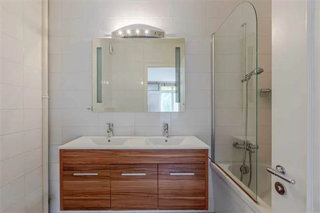 4 Zimmer Wohnung in Genève – Foto 8 von 12