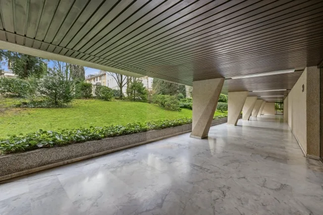 8 Zimmer Wohnung in Genève – photo 7 of 14