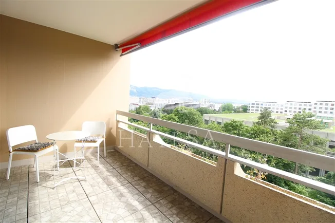 4.5 Zimmer möbl. Wohnobjekt in Genève – photo 10 of 10