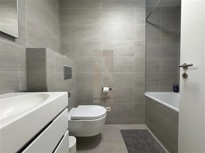 Superb garden-level apartment in Cologny – photo 10 of 13