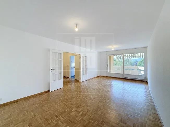 5 Zimmer Wohnung, 1223 Cologny