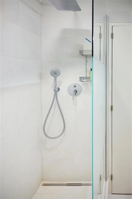 1.5 Zimmer möbl. Wohnobjekt in Cologny – photo 9 sur 13