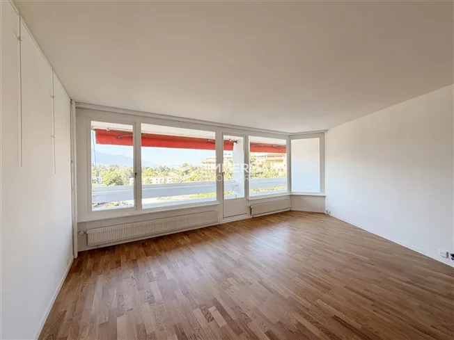 6 Zimmer Wohnung in Chêne-Bougeries – Foto 2 von 11