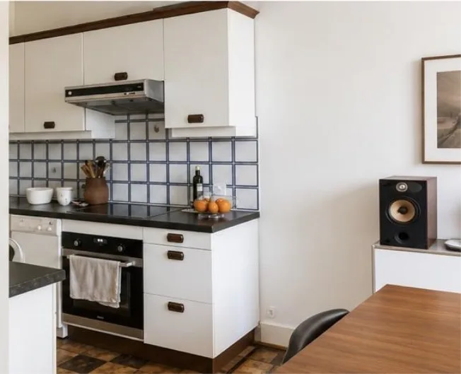 4 Zimmer Wohnung, 1227 Les Acacias