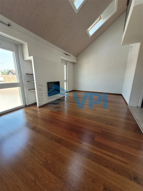 6 Zimmer Wohnung, 1233 Bernex