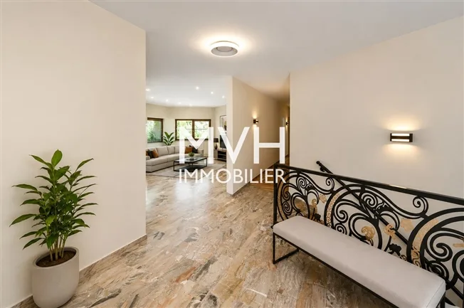 9 Zimmer Einfamilienhaus in Vessy – Foto 5 von 13