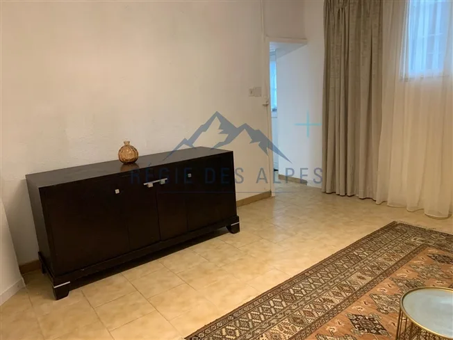3 Zimmer Wohnung, 1243 Presinge