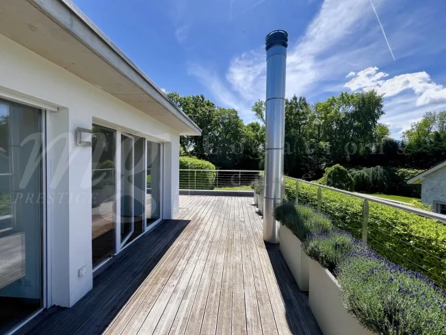8 Zimmer Einfamilienhaus in Vandoeuvres – photo 7 of 17