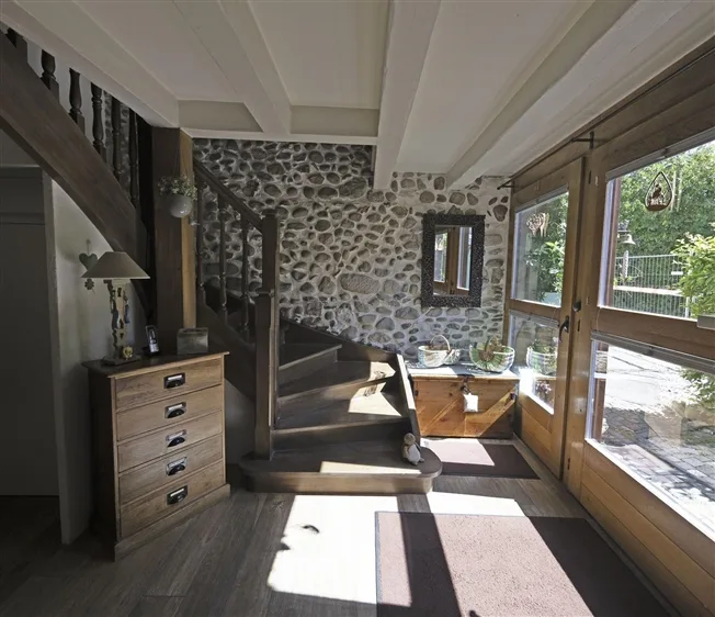 7 Zimmer Einfamilienhaus, 1258 Perly