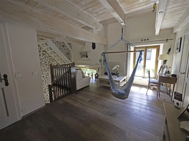 7 Zimmer Einfamilienhaus, 1258 Perly