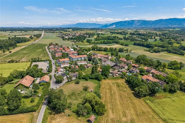 Unique : Élégant domaine alliant authenticité et design contemporain – foto 10 di 11