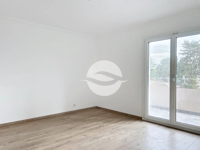8 Zimmer Einfamilienhaus in Chambésy – photo 10 sur 16