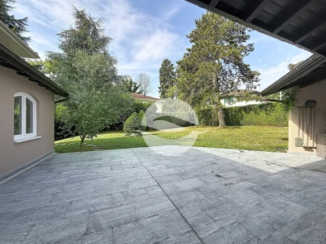 8 Zimmer Einfamilienhaus in Chambésy – photo 2 sur 16