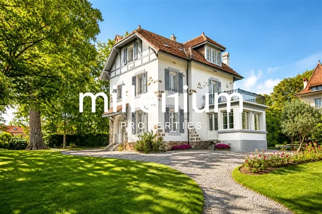 7 Zimmer Einfamilienhaus, 1294 Genthod