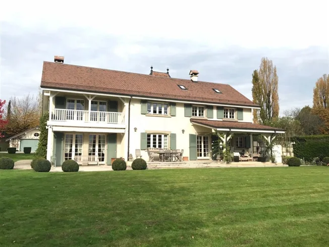 9 Zimmer Einfamilienhaus in Mies – photo 2 of 7