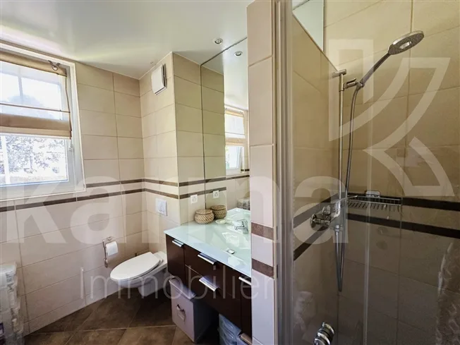 5.5 Zimmer Wohnung in Coppet – photo 9 of 9